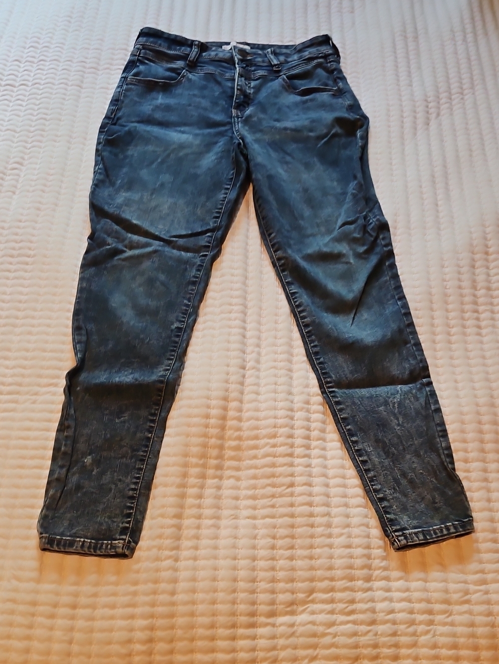 SO Women's Faded Dark Blue Skinny Jeans